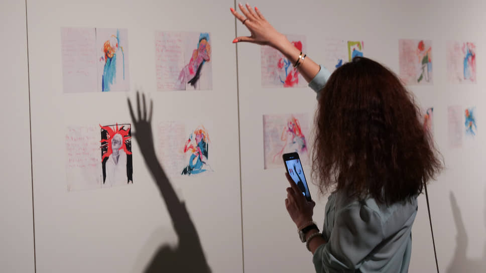 Открытие выставки «Солнечные сплетения» художницы Софьи Содерберг в рамках программы «Новость» в галерее «Синара-Арт»