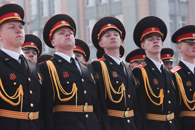 Военный парад в Екатеринбурге