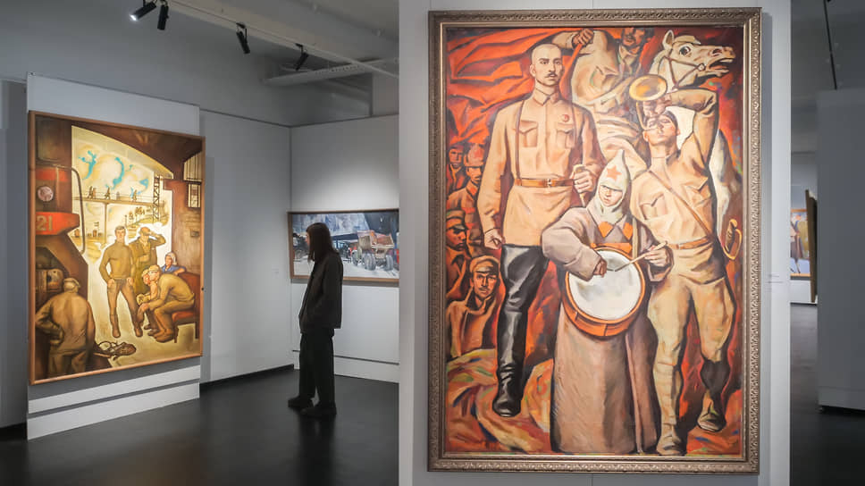 Экспозиция поделена на четыре части, отражающие основные тематические направления уральского изобразительного искусства