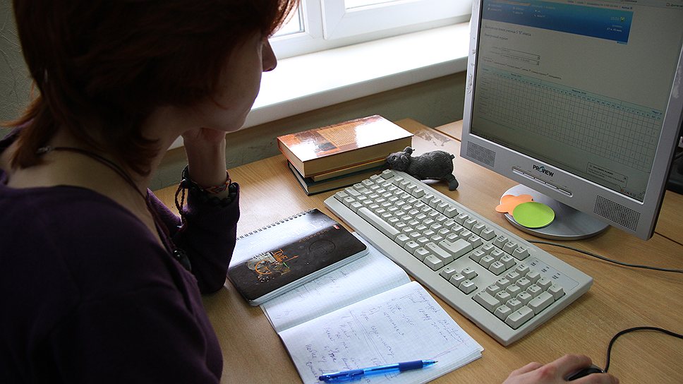 В Свердловской области электронные дневники имеют 270 тыс. из 400 тыс. школьников