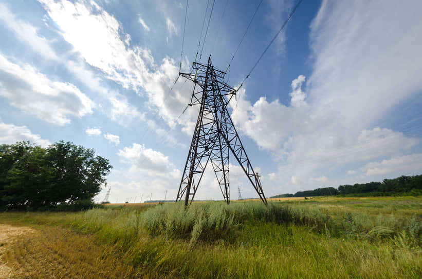До 2025 года в Свердловской области будут проведены более 600 км сетей электропередачи