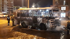 Пассажирский автобус сгорел в Ижевске