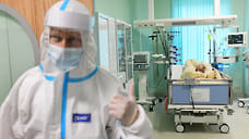 Врачи больницы в Ижевске спасли больного коронавирусом со 100% поражением легких