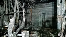 Женщина пострадала при пожаре в нежилом доме в селе Каракулино в Удмуртии