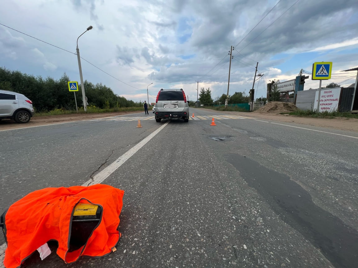 Мотоциклиста госпитализировали в Ижевске после падения на автомобиль при  резком торможении – Коммерсантъ Ижевск