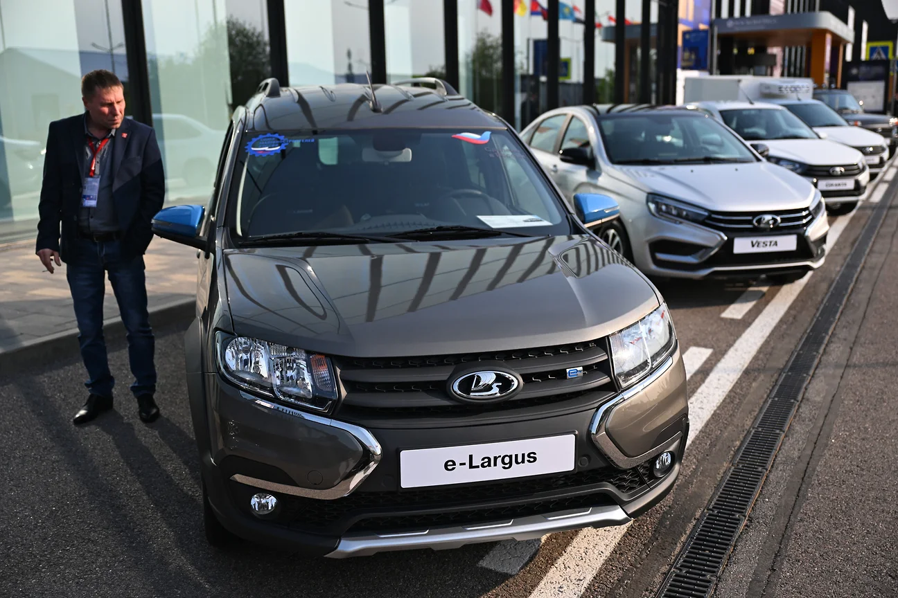 Выпуск Lada e-Largus в Ижевске начнут в первой половине 2024 года –  Коммерсантъ Ижевск