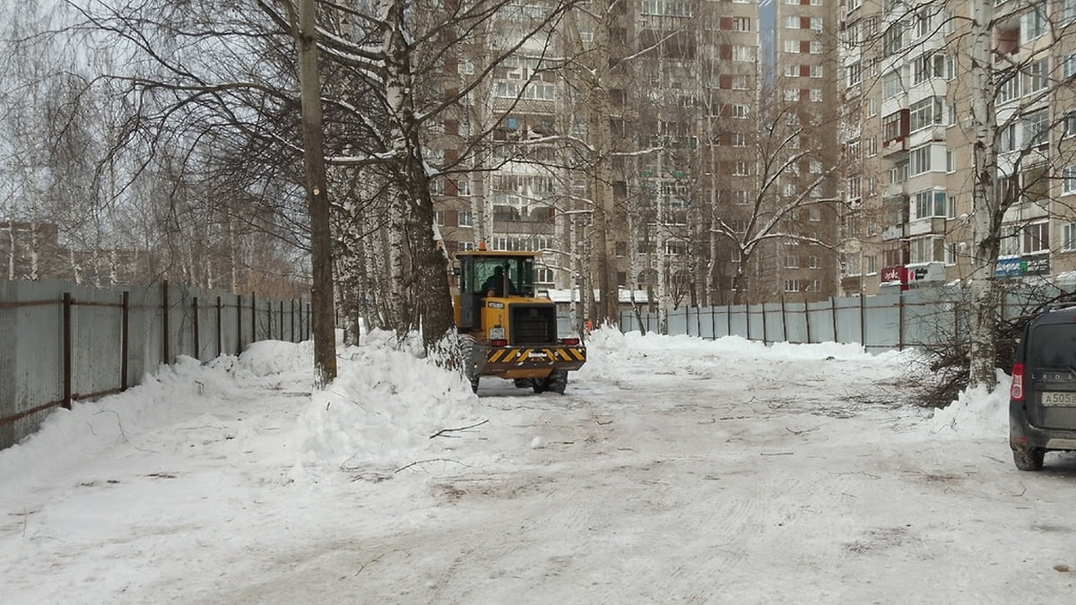 Строительство ТЦ на Молодежной в Ижевске приостановили после жалоб жителей  – Коммерсантъ Ижевск