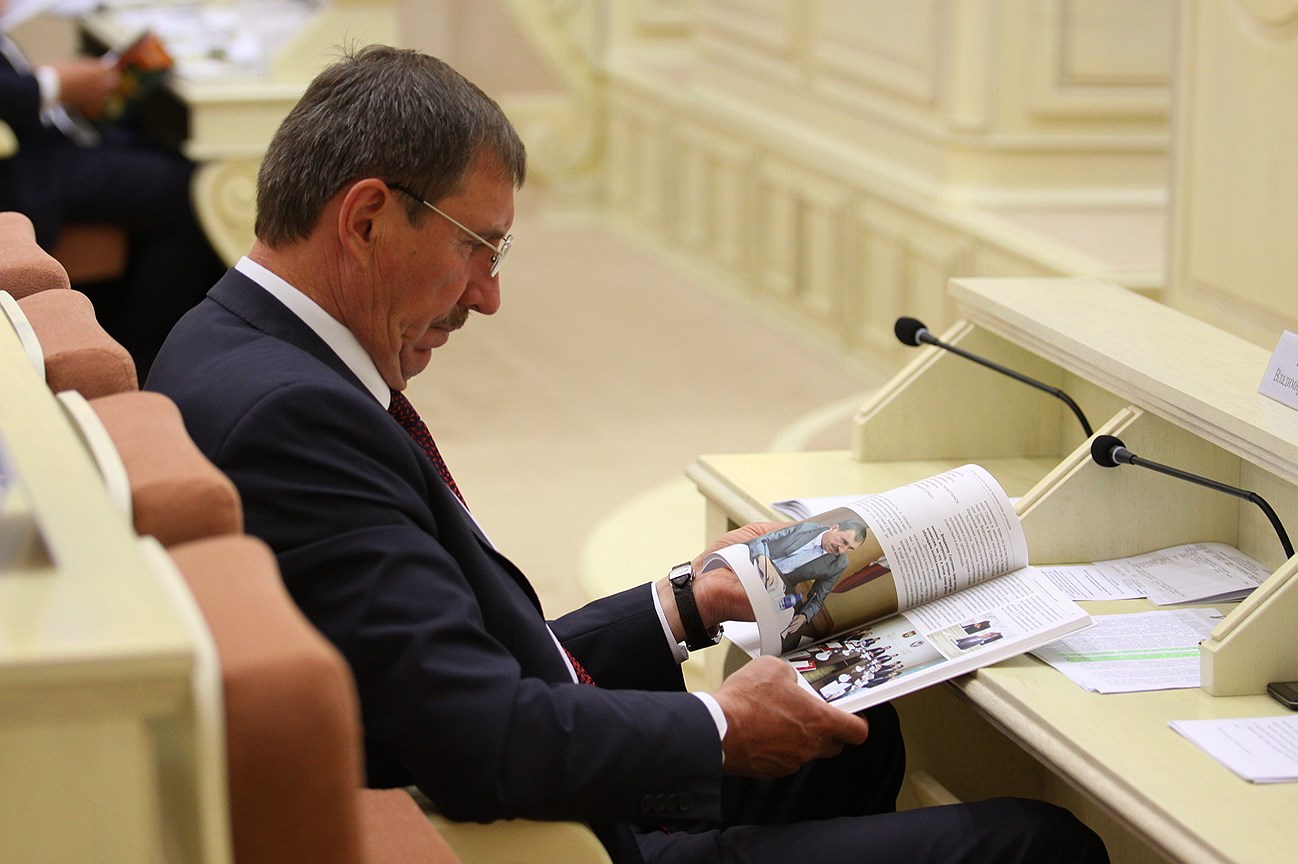 Депутат Владимир Варламов являлся инициатором принятия антиалкогольных мер. 