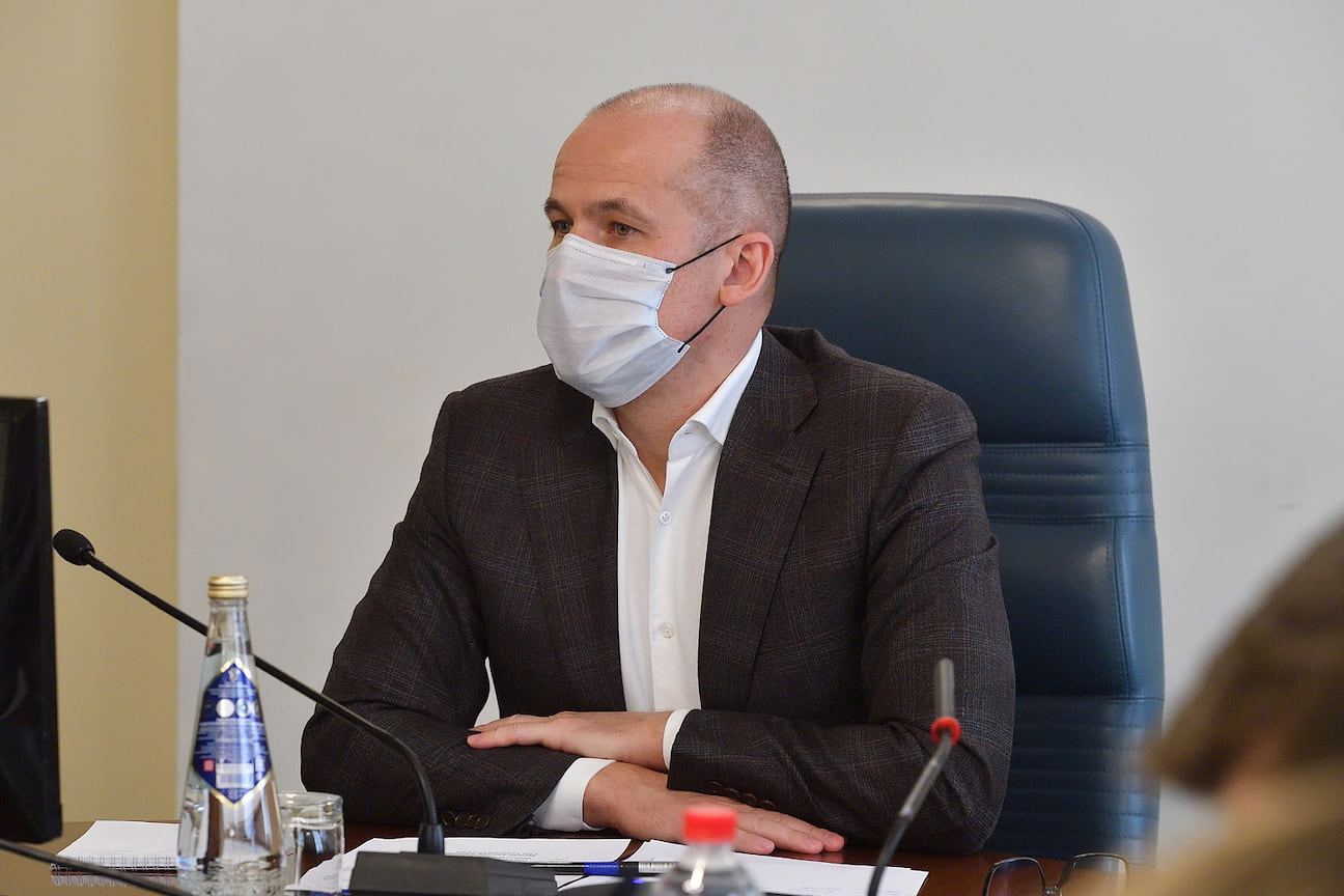 На совещании присутствовали: глава региона Александр Бречалов