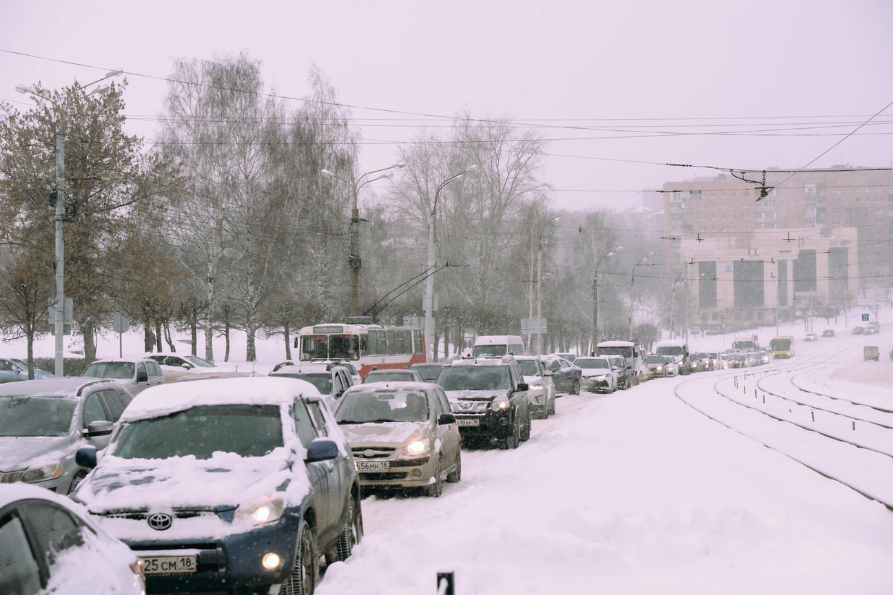 Город замело – Коммерсантъ Ижевск