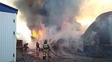 При пожаре на мебельном производстве в Альметьевске погибли два человека