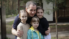 Вячеслав Гладков посетил детей эвакуированных в Татарстан