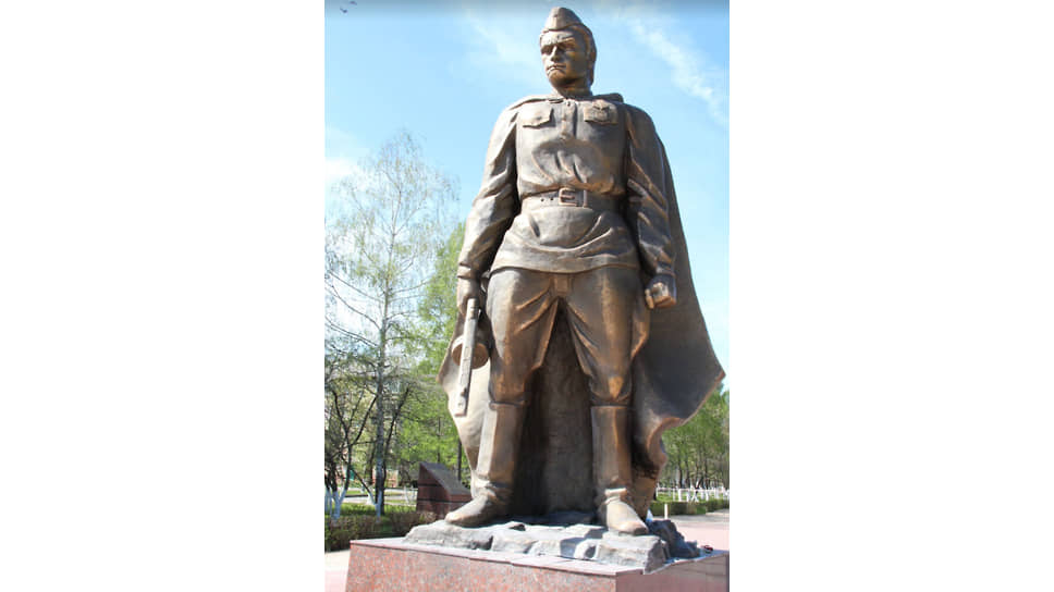 Памятник Воину-освободителю в Татарстане