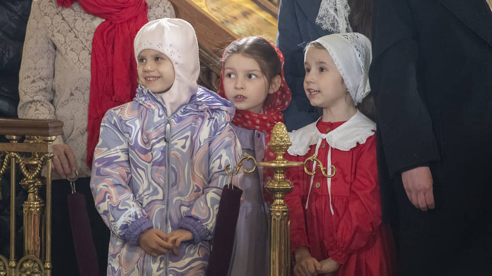 Пасхальное богослужение в Соборе Казанской иконы Божией Матери