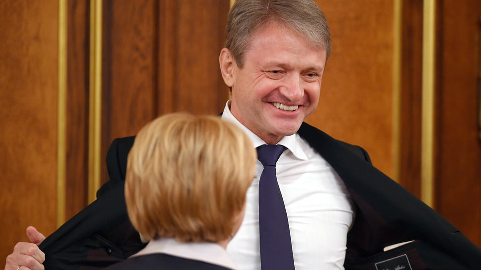 Александр Ткачев находится 
под санкциями ЕС с 2014 года, когда был губернатором Краснодарского края