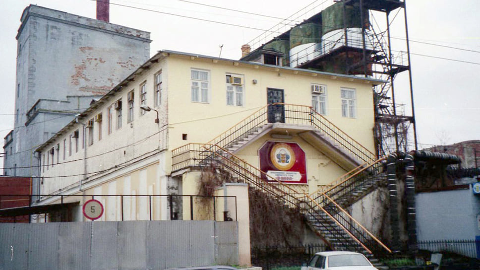 Пивоваренный завод «Факел» был ликвидирован в 2007 году. Все его строения снесены