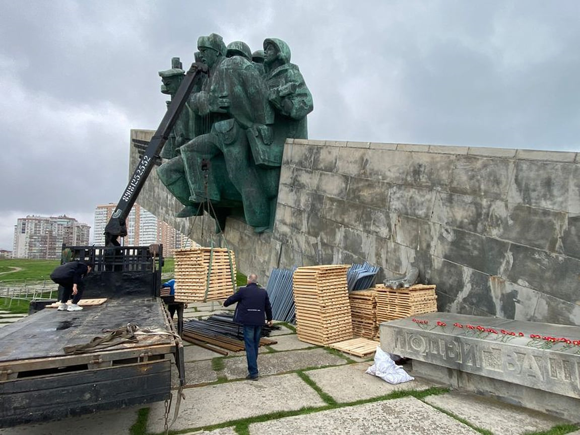 В Новороссийске началась реставрация мемориала «Малая земля», находящегося  в аварийном состоянии – Коммерсантъ Краснодар