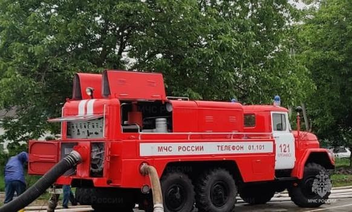 В Лабинском районе откачали воду из дворов и домов, затопленных во время  ливня – Коммерсантъ Краснодар