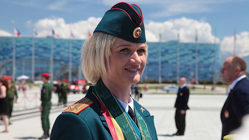 Посол III зимних Всемирных военных игр, двукратная олимпийская чемпионка Светлана Хоркина