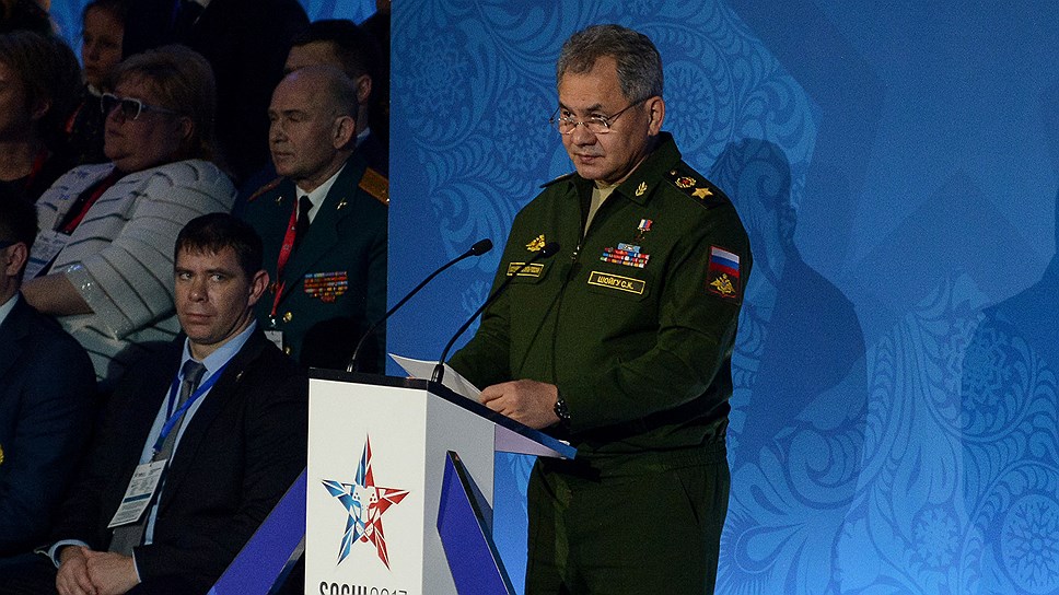 Министр обороны России Сергей Шойгу на церемонии открытия III зимних Всемирных военных игр в Сочи