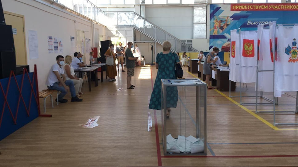 Жители Краснодара проголосовали по поправкам в Конституцию РФ