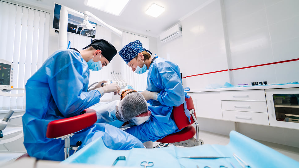 На услуги стоматологов в Краснодарском крае наблюдался устойчивый спрос — выручка у большинства зубных клиник увеличилась