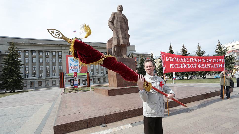 Кировским коммунистам придется свернуть избирательную кампанию в гордуму, если решение Ленинского райсуда останется в силе