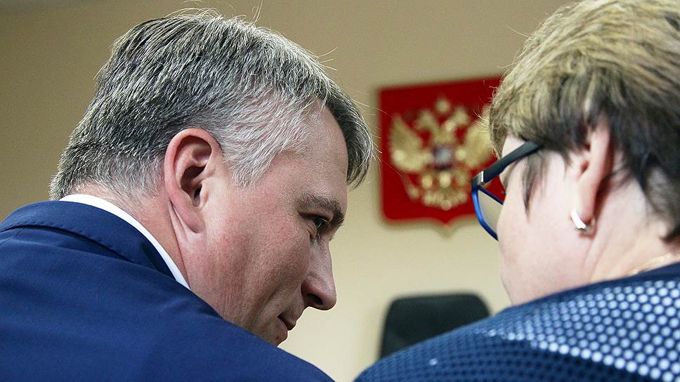 Сергею Белову и Надежде Рожковой наказание не грозит, но обвинительный приговор может лишить сити-менеджера должности