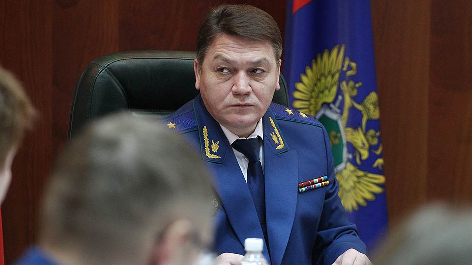Во время совещания прокурор Вадим Антипов якобы заявил, что «такого бардака и такой коррупции», как в УФАС, его ведомство нигде не встречало