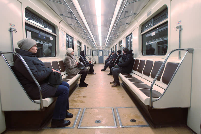 Депутаты думают, как увеличить количество пассажиров метро без создания новых станций