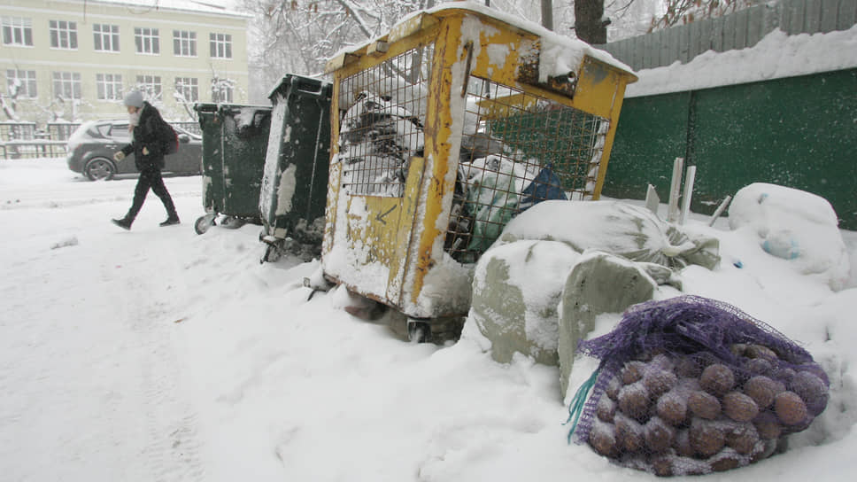 единиц техники задействуют в ночной уборке снега в Нижнем Новгороде