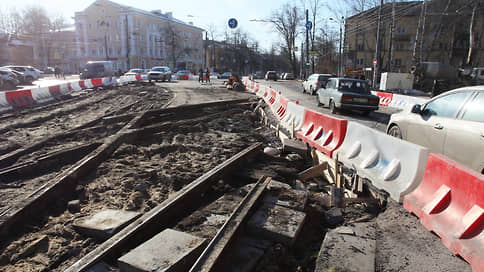 Концессионер встал на рельсы // Нижегородские депутаты опасаются коллапса из-за реконструкции трамвайных путей