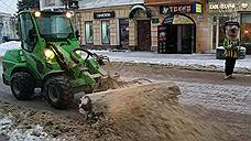 В Нижнем Новгороде не хватает техники для уборки дорог после снегопада