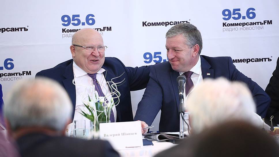 Губернатор Нижегородской области Валерий Шанцев и премьер-министр Абхазии Беслан Барциц