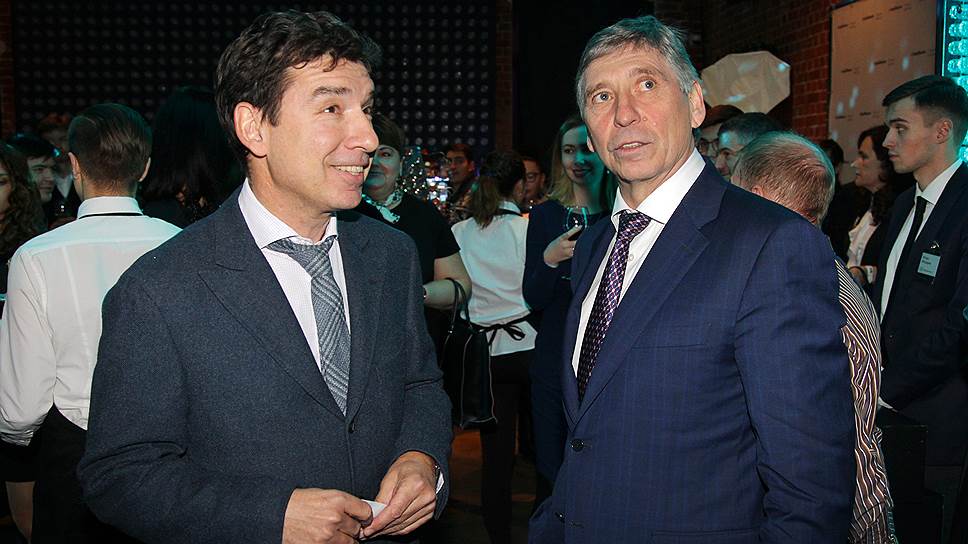 Директор группы компаний Cronos Михаил Гут (слева) и глава Нижнего Новгорода Иван Карнилин