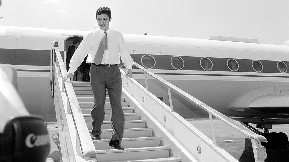 В июле 1997 года Борис Немцов впервые посетил родной Нижний Новгород в статусе вице-премьера правительства РФ