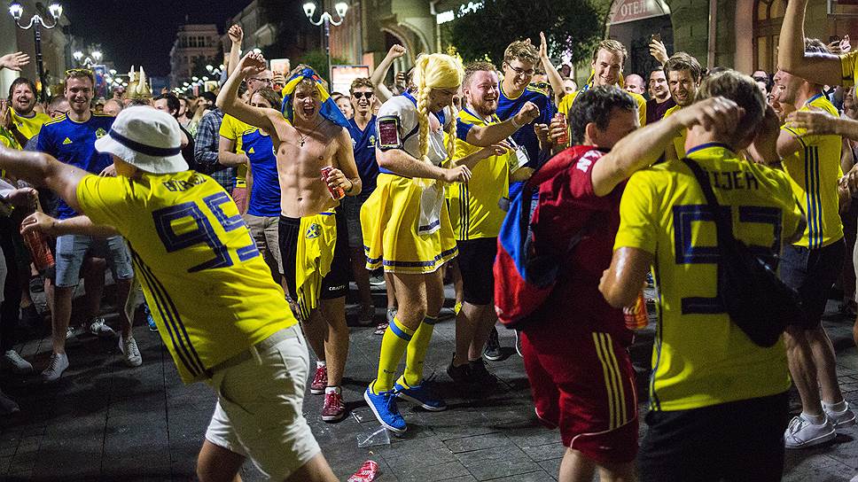 Болельщики сборной Швеции прибыли в Нижний Новгород первыми