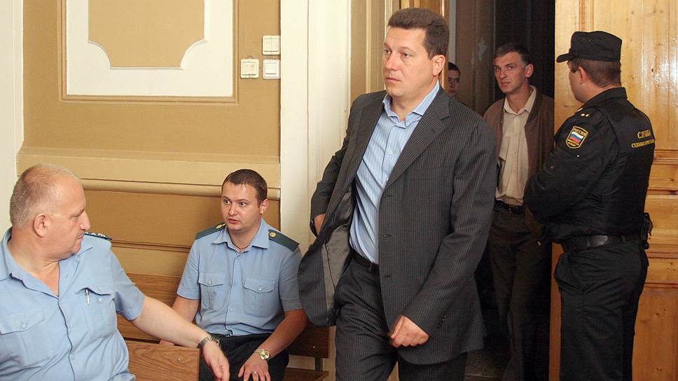 Предприниматель Олег Сорокин 12 лет назад входил в этот же зал на тот момент Нижегородского областного суда, но в качестве потерпевшего 