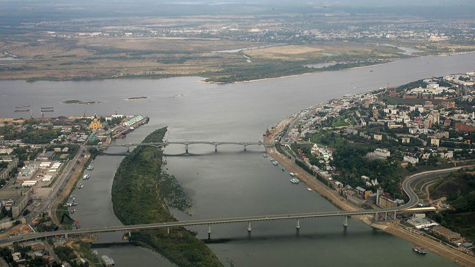 Вид с самолета на Стрелку Оки и Волги. Сентябрь 2011 года