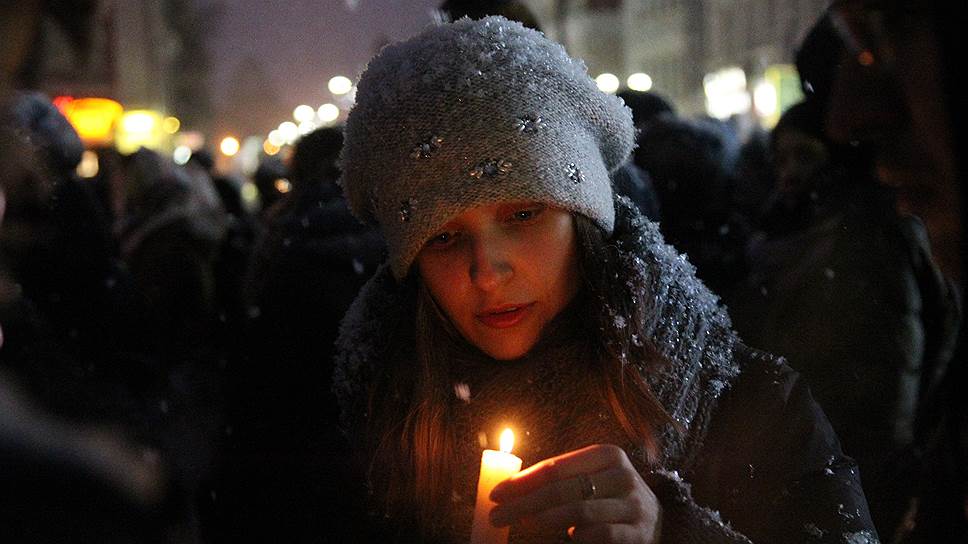 Траурный митинг памяти жертв пожара в кемеровском ТЦ «Зимняя вишня». Март 2018 года