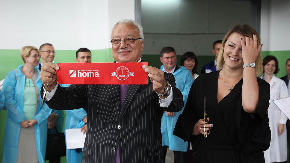 Президент группы компаний «Мегамакс» Александр Резниченко во время торжественного запуска химического предприятия «Хома» в Дзержинске. Июль 2018 года