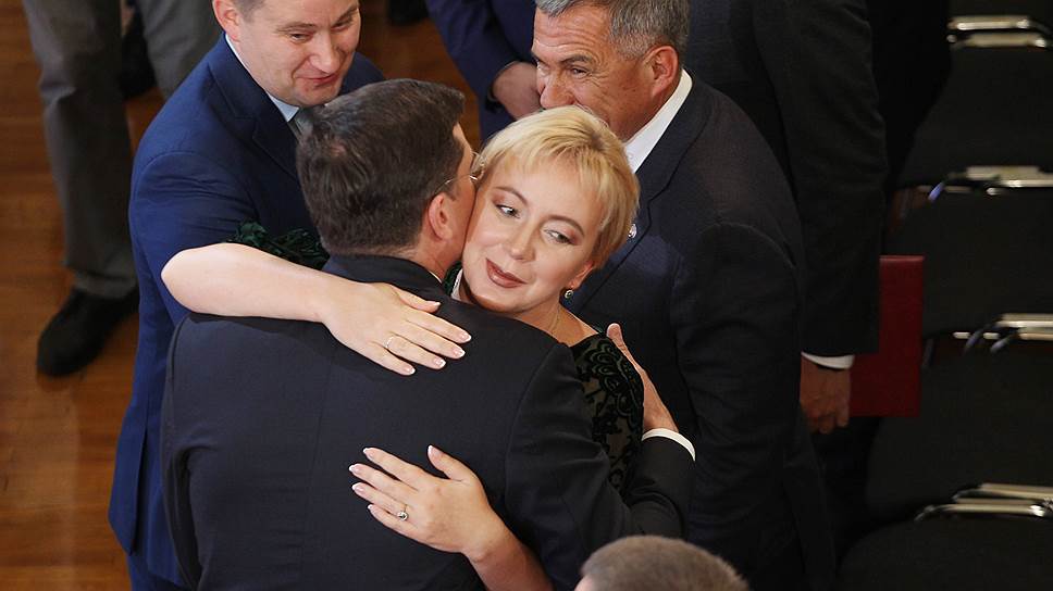 Екатерина Никитина поздравляет супруга с вступлением в должность губернатора Нижегородской области. 26 сентября 2018 года