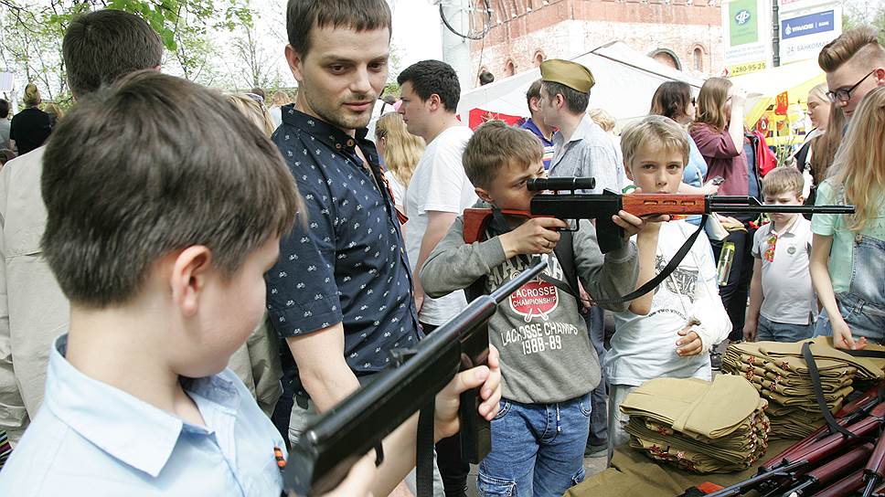 Знакомство с оружием у нижегородских школьников становится гораздо ближе