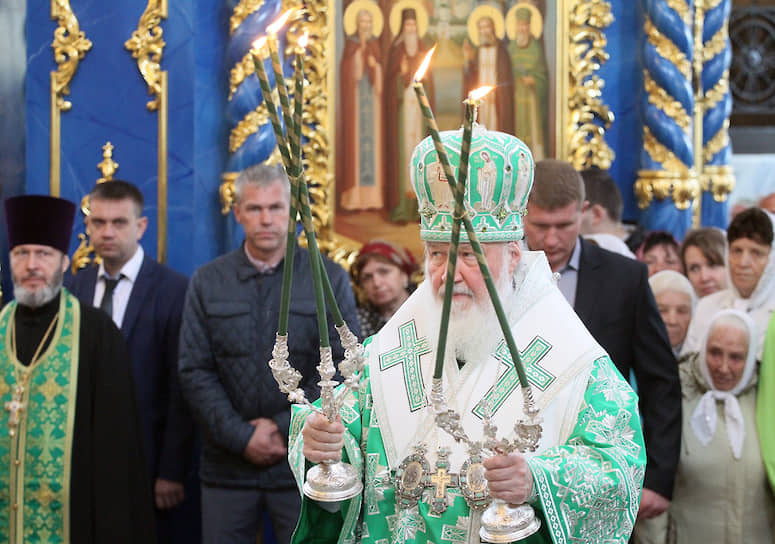 Патриарх Московский и Всея Руси Кирилл провел молебен в новом храме