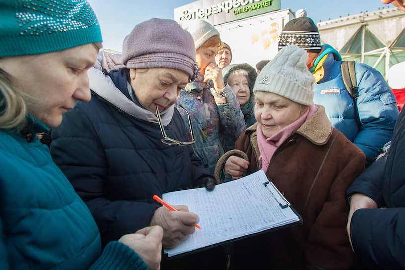 Автозаводцам, собиравшим подписи против переноса детского хирургического отделения больницы №40 в Сормовский район, удалось отстоять свою позицию. Отделение останется на месте до 1 июня 2020 года