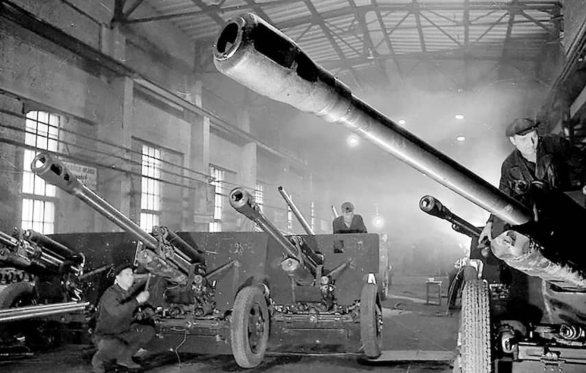 Машиностроительный завод №92 дал фронту около четверти всей артиллерии, изготовленной в годы войны всеми артиллерийскими заводами СССР
