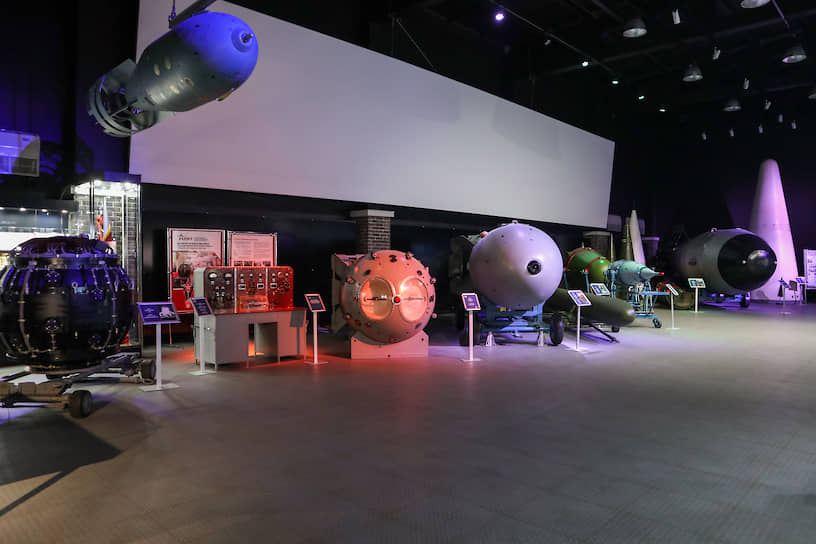 В музее ядерного центра 200 снарядов – от первого атомного заряда до головной части межконтинентальной термоядерной ракеты конструктора Королева