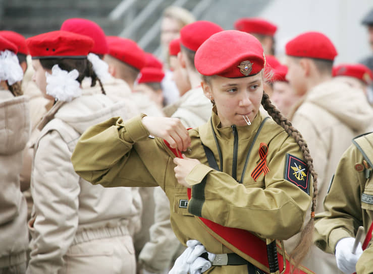 Юнармейцы давно стали неотъемлемой частью военных праздников в Нижнем Новгороде