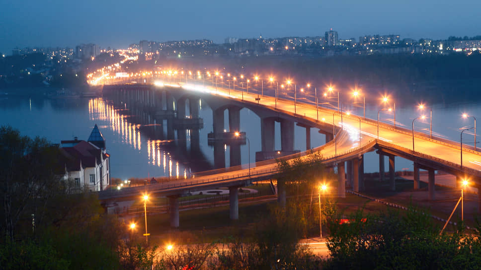 В самой Костроме без большого моста через Волгу уже не перебраться