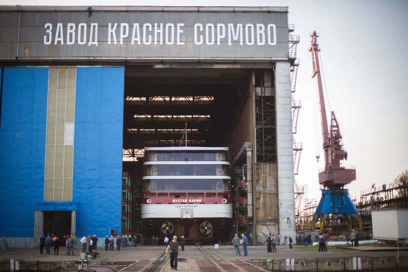 Своим особым успехом сормовичи считают создание первого в России круизного лайнера &quot;Мустай Карим&quot;, спущенного на воду в сентябре 2019 года